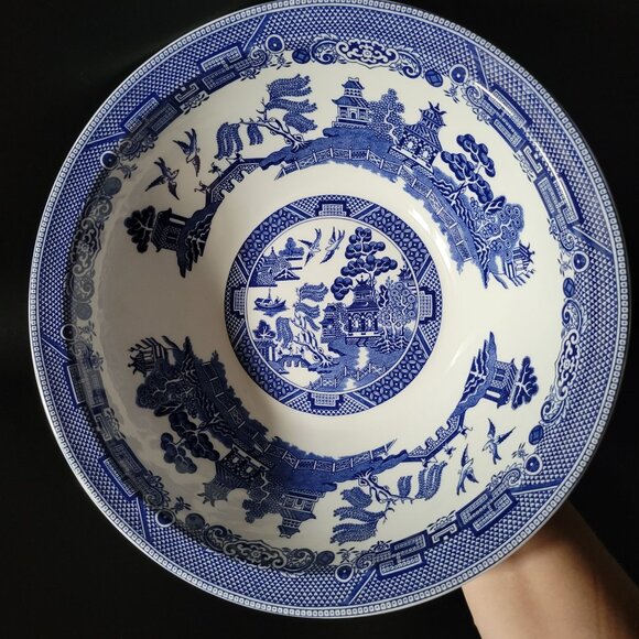 Johnson Brothers Blue Willow Salad Serving Bowl, Blue and White Bowl 10.25" - Picture 1 of 6